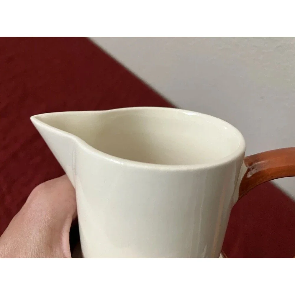 Vintage ‘40s/‘50s Vernon Kilns Vernonware Homespun Pitcher/Jug 32 oz. 7